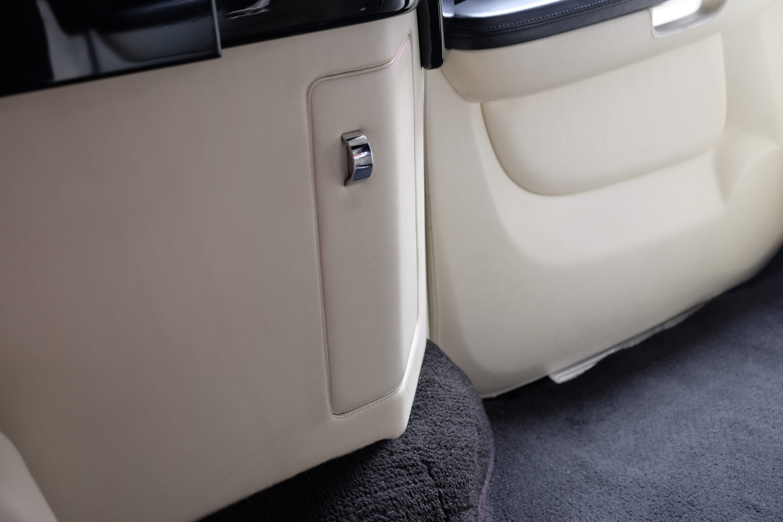キャデラック エスカレード ESV EXPRIDE Limo’