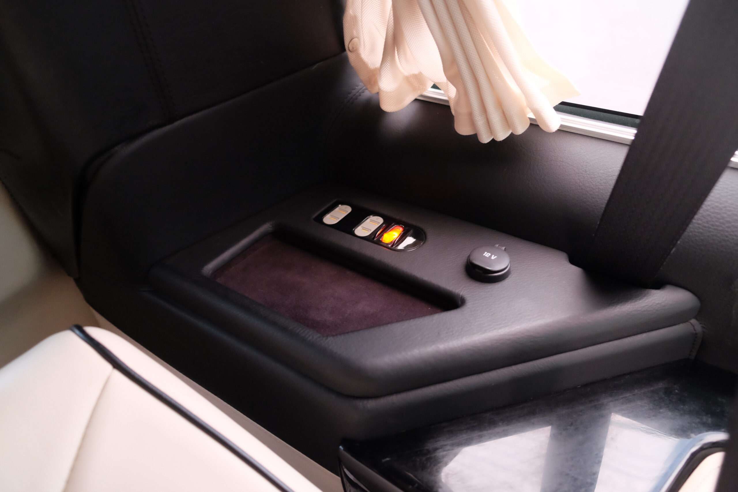 キャデラック エスカレード ESV EXPRIDE Limo’