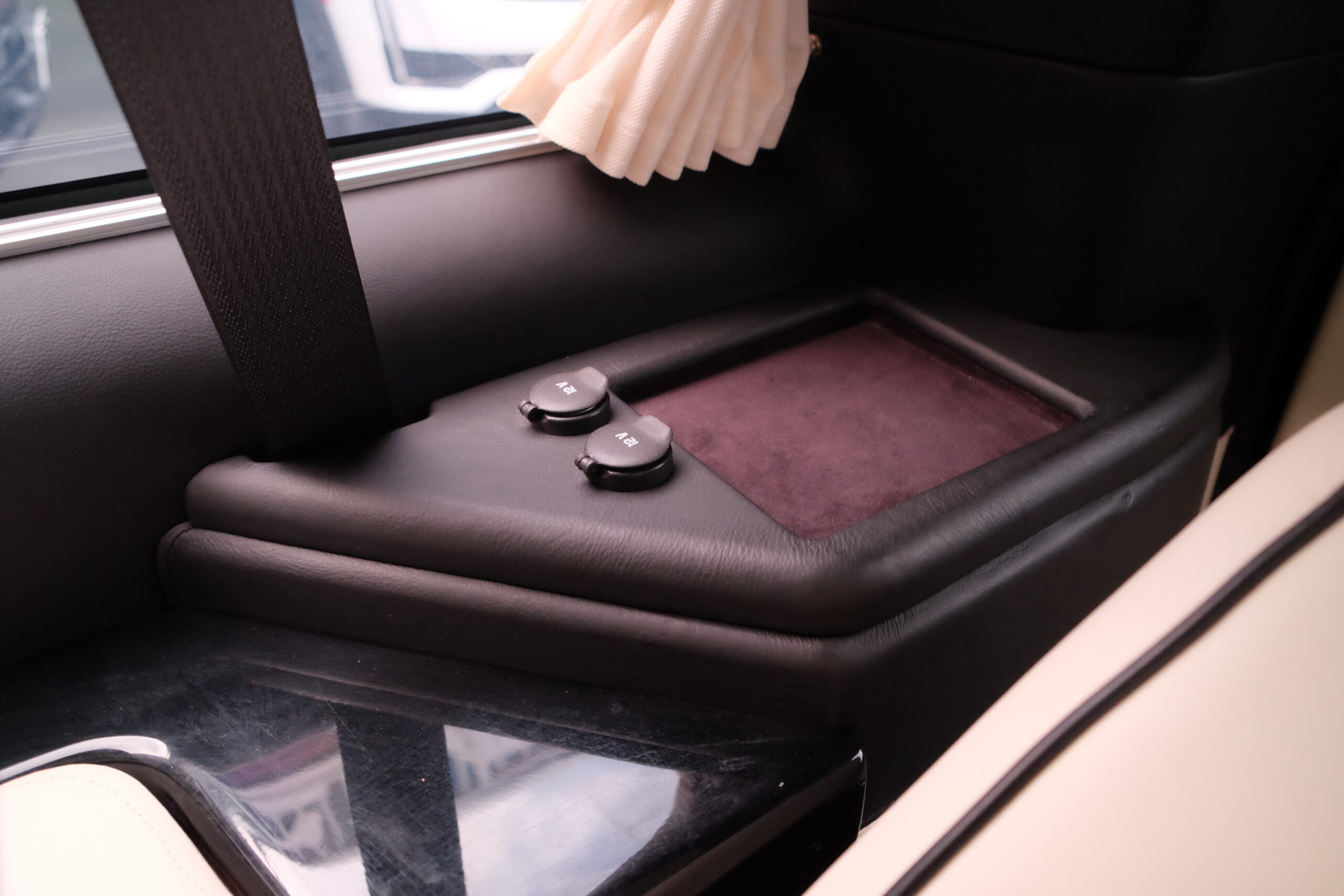 キャデラック エスカレード ESV EXPRIDE Limo’
