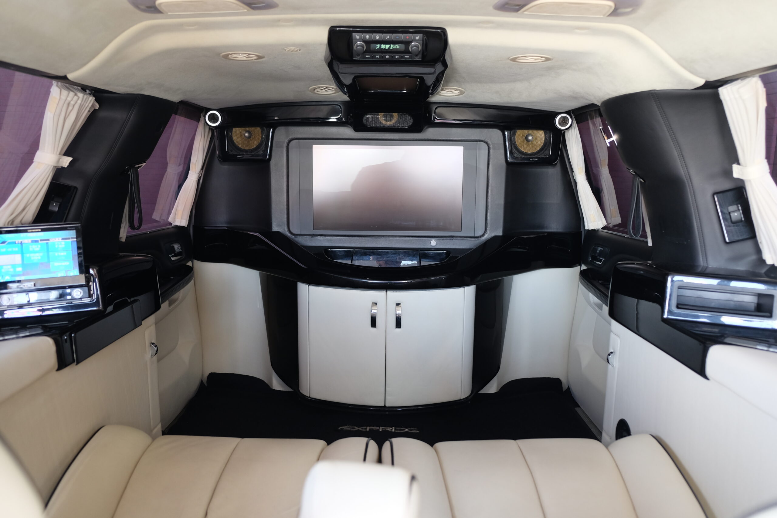 キャデラック エスカレード ESV EXPRIDE Limo’