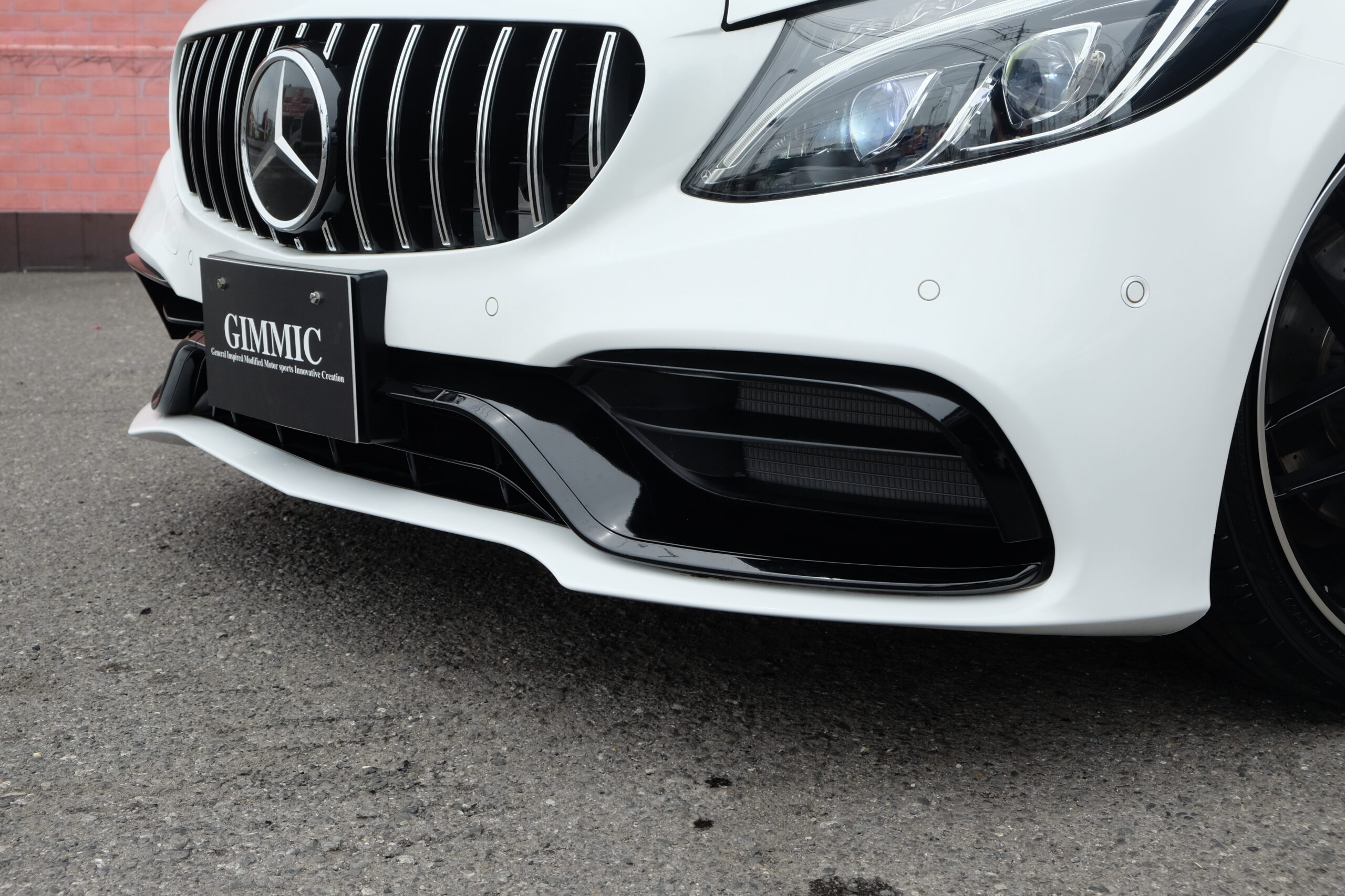 M-ベンツ C200 ｽﾃｰｼｮﾝﾜｺﾞﾝ スポーツ