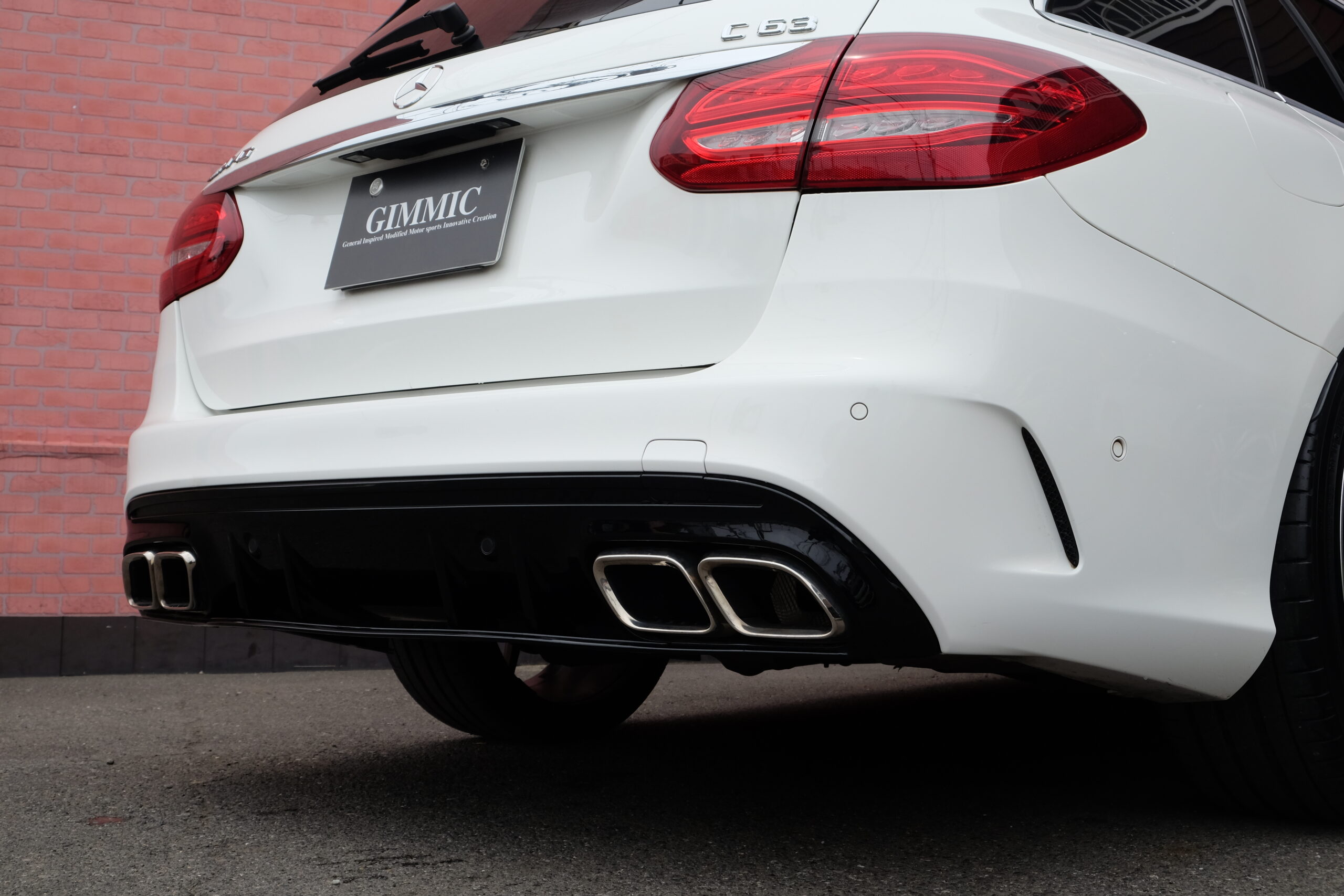M-ベンツ C200 ｽﾃｰｼｮﾝﾜｺﾞﾝ スポーツ