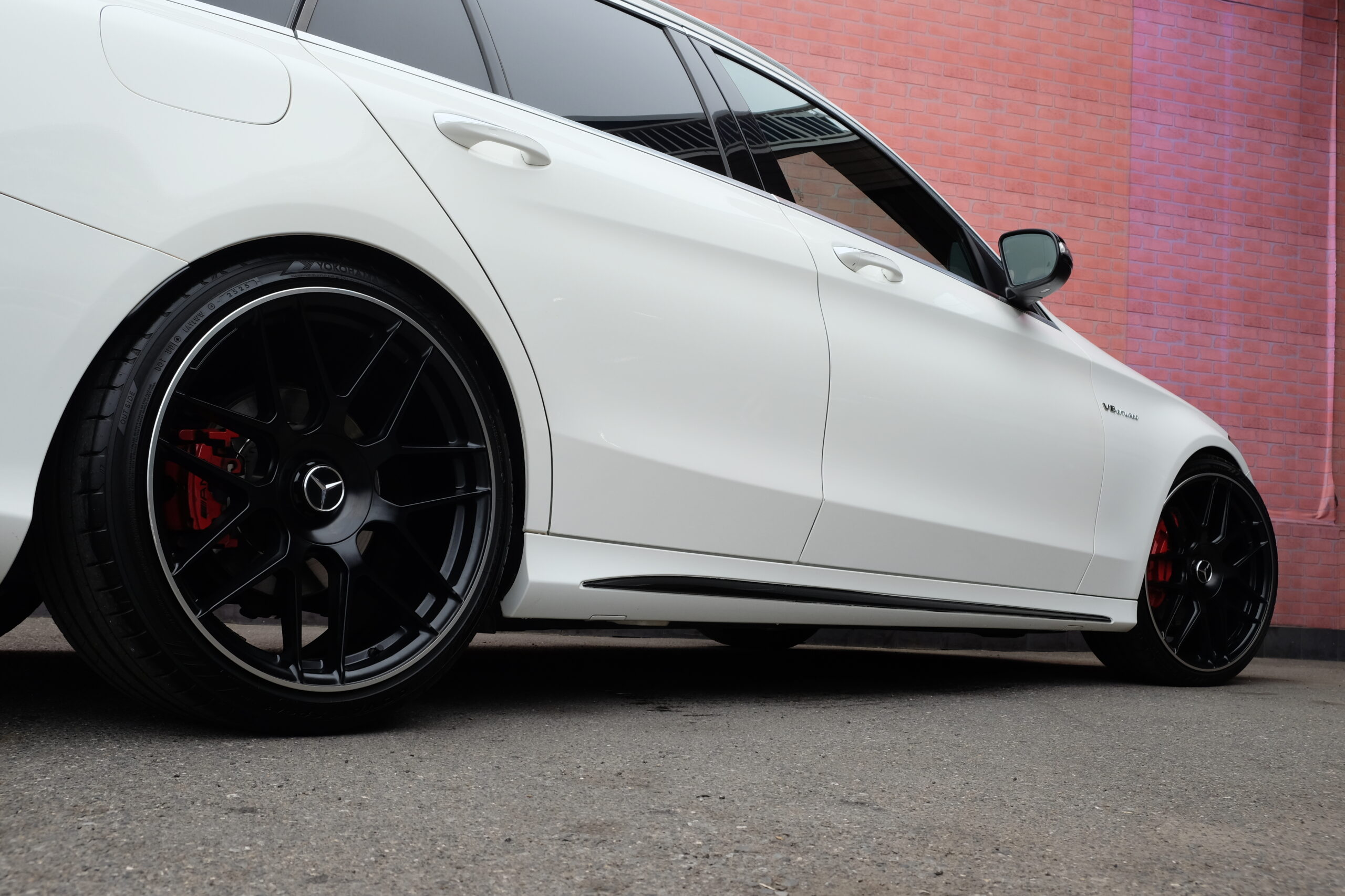 M-ベンツ C200 ｽﾃｰｼｮﾝﾜｺﾞﾝ スポーツ