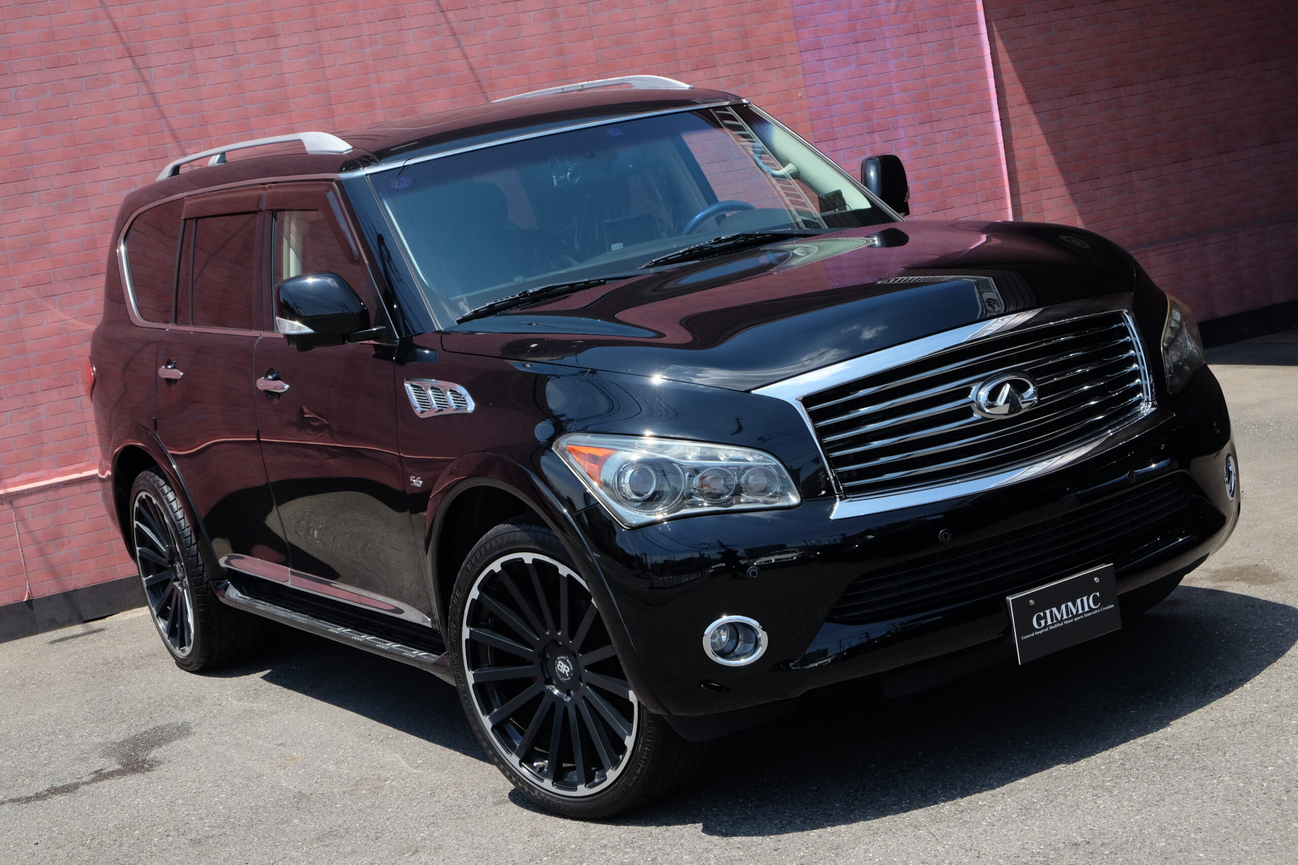 インフィニティ QX80