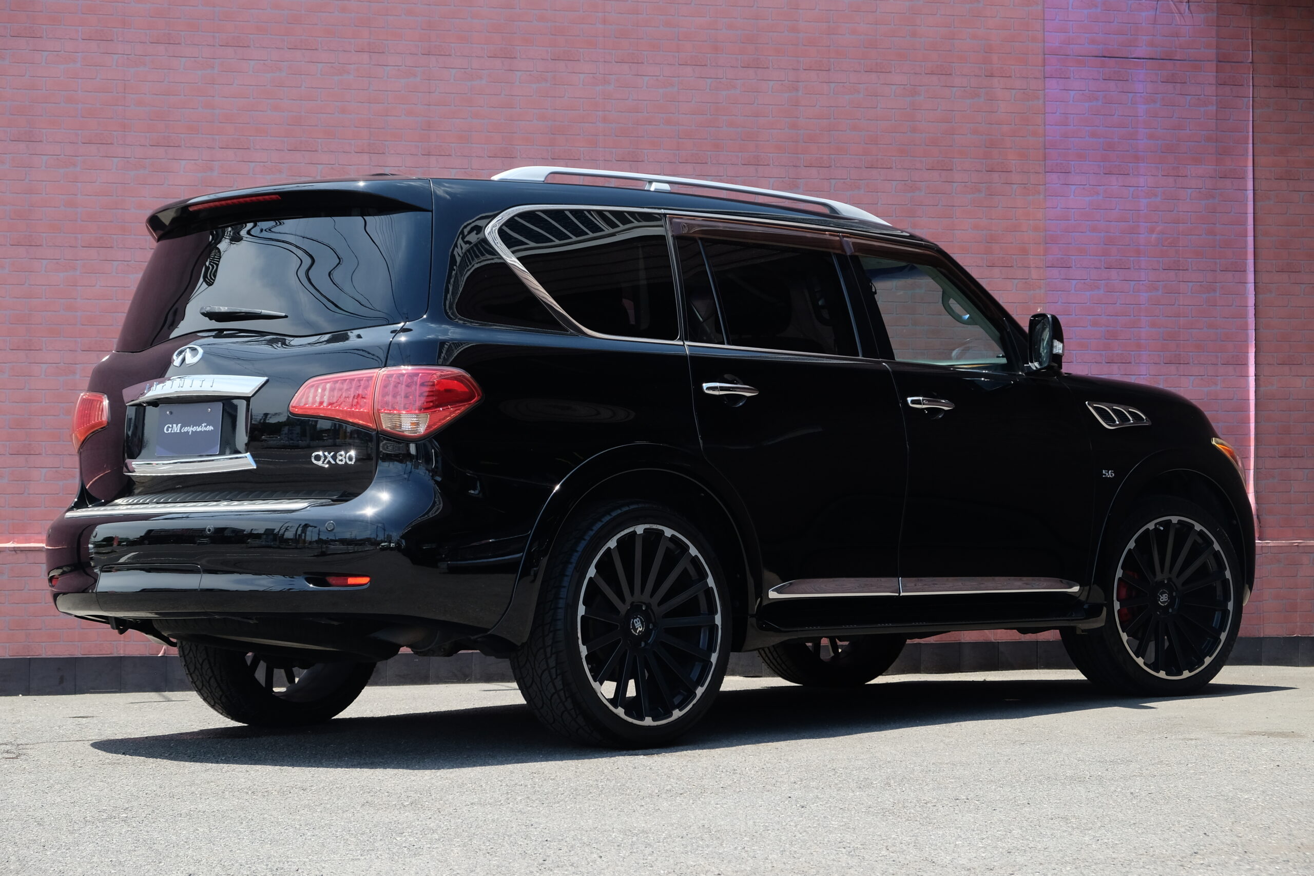 インフィニティ QX80