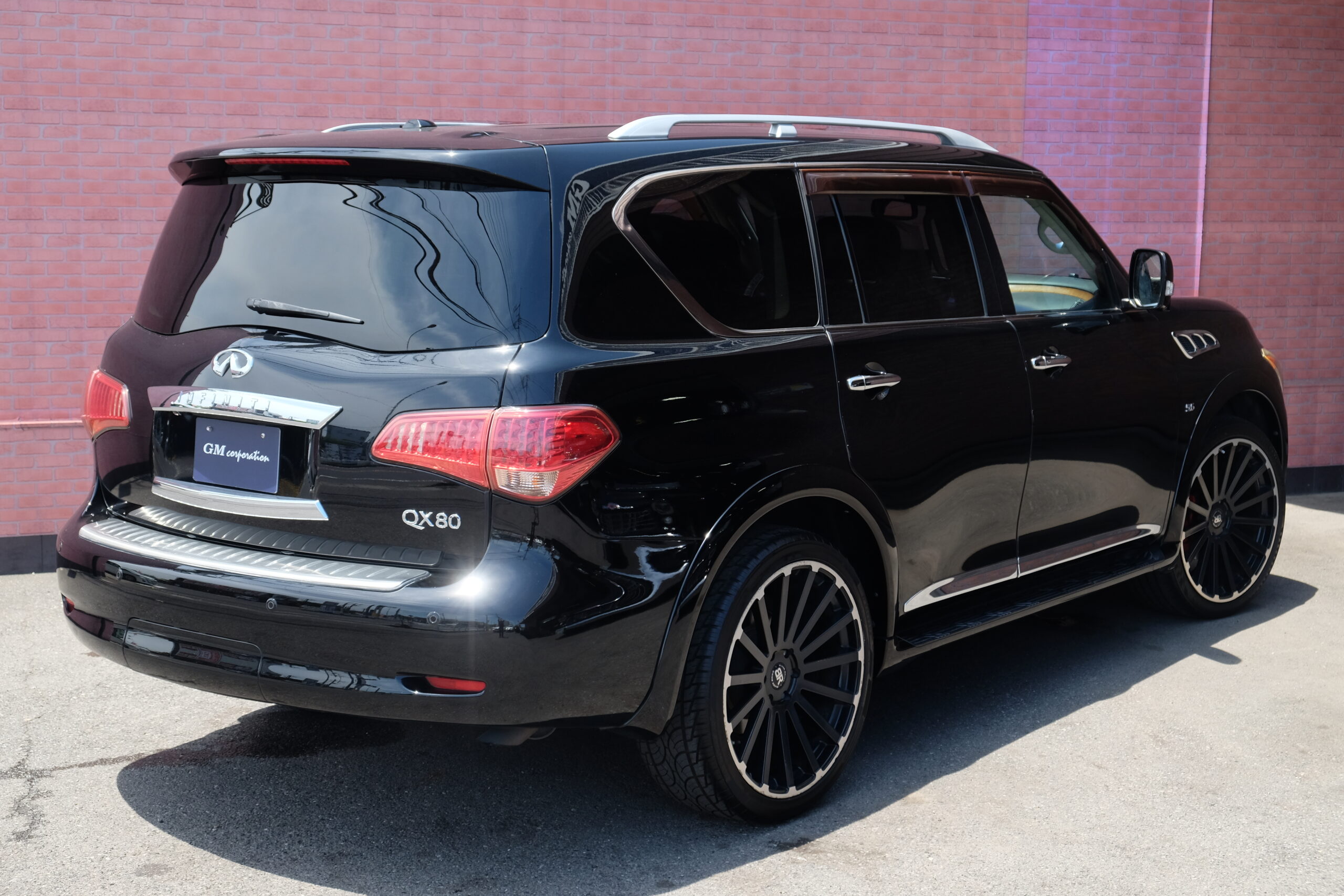 インフィニティ QX80