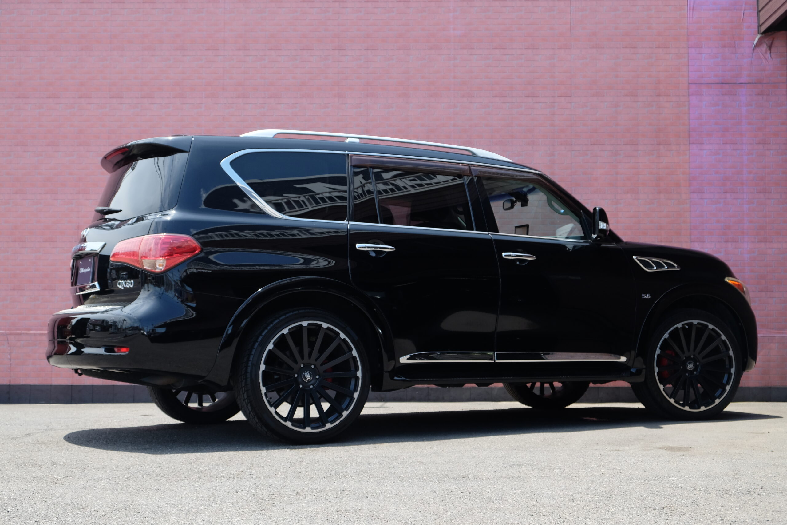 インフィニティ QX80
