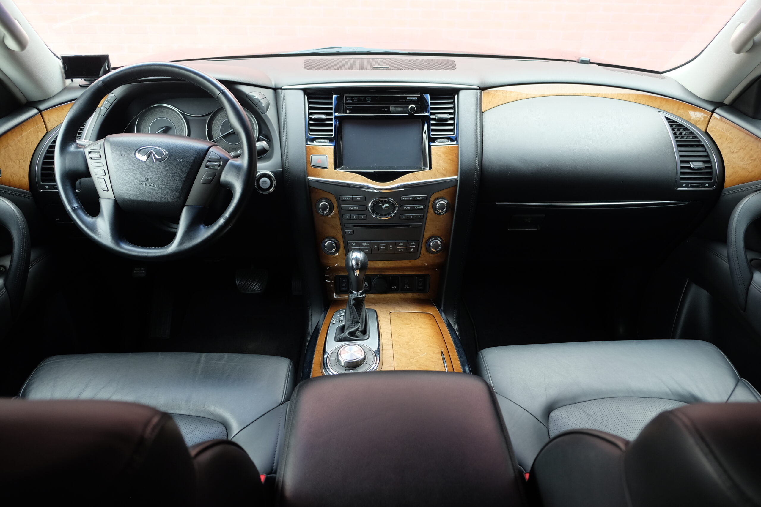 インフィニティ QX80