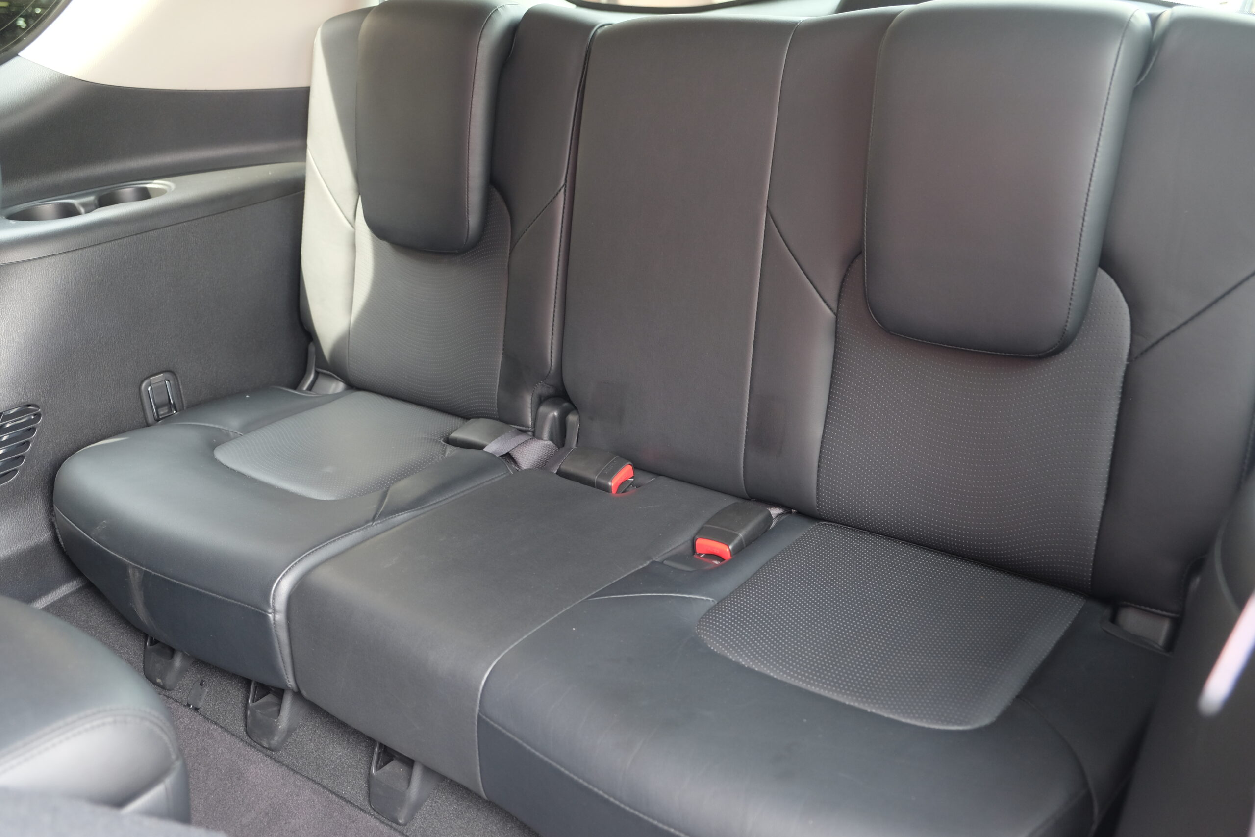 インフィニティ QX80
