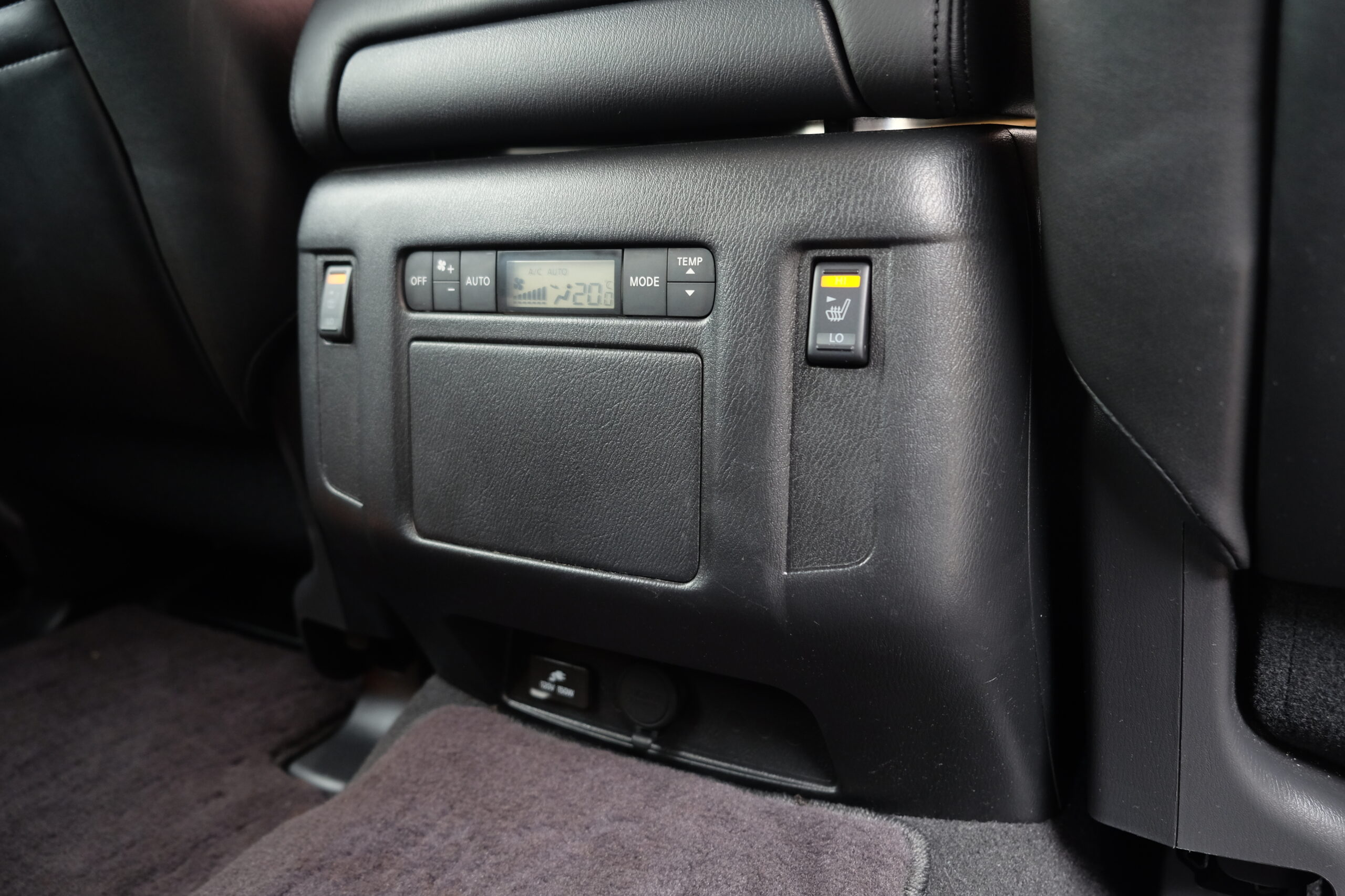 インフィニティ QX80