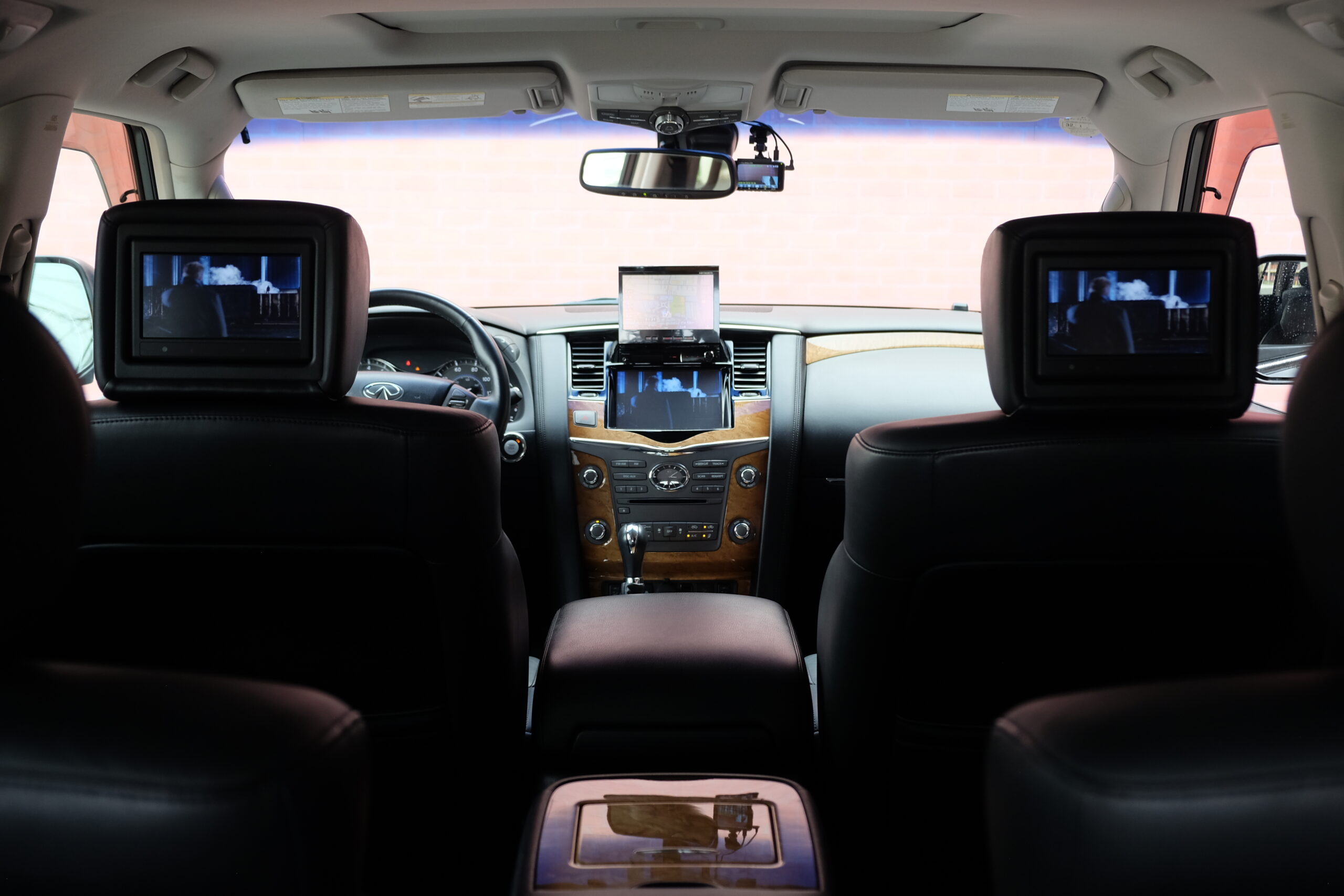 インフィニティ QX80