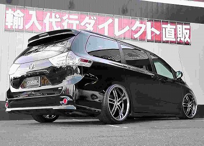 トヨタ　シエナ