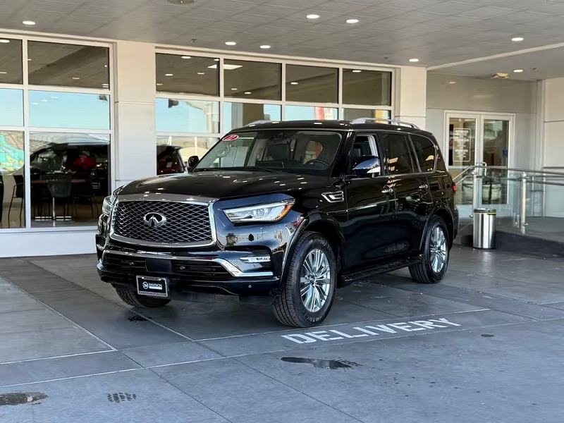 2022 インフィニティ QX80 Luxe
