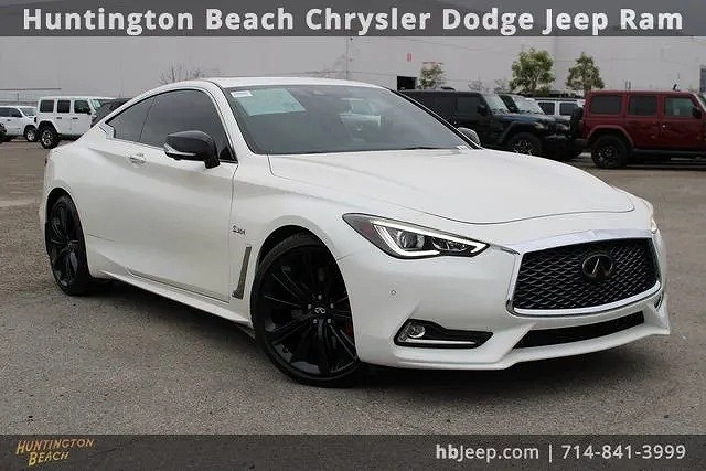 2020 インフィニティ Q60 Red Sport 400
