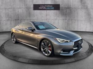 2018 インフィニティ Q60 Red Sport 400