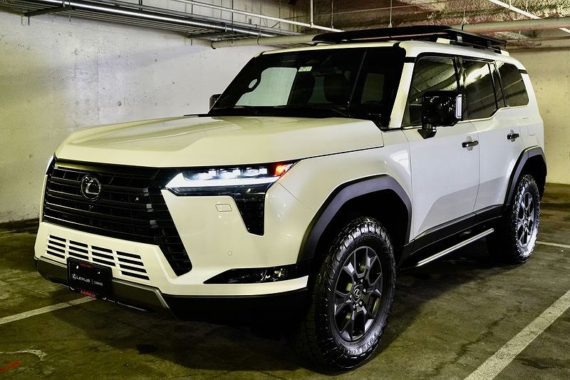 2024 インフィニティ GX 550