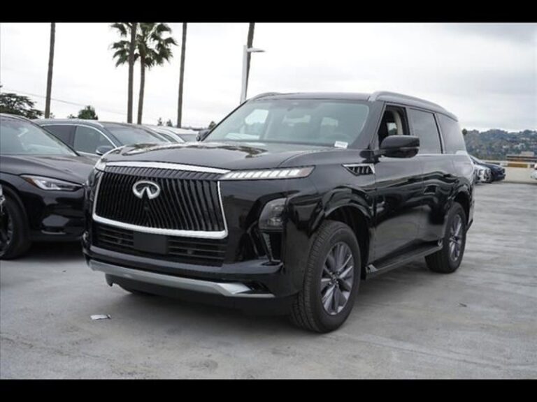 2025 インフィニティ QX80 Pure w- Cargo Package