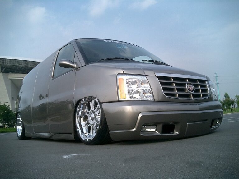 GIMMIC シボレーエクスプレスバン