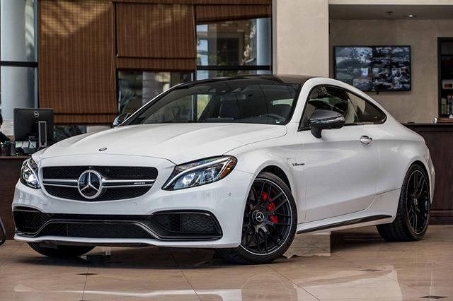 2017 メルセデス AMG C 63