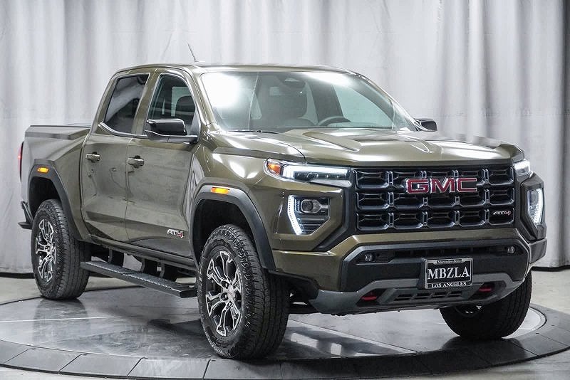 2023 ジーエムシー キャニオン AT4 w/ Canyon Safety Plus Package