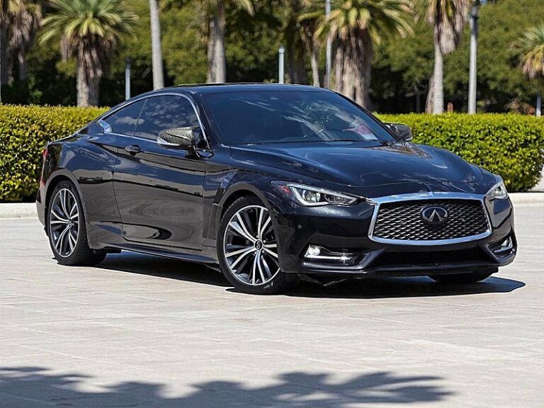 2021 インフィニティ Q60 3.0t Luxe