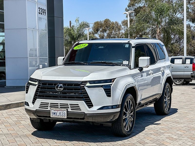 2024 インフィニティ GX 550