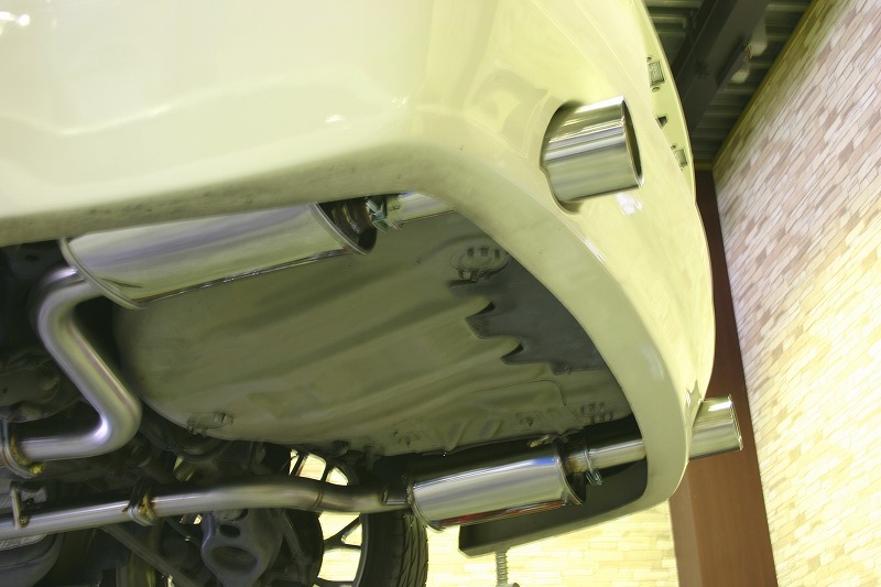 2.7/3.5Ｌ ３００用マフラー