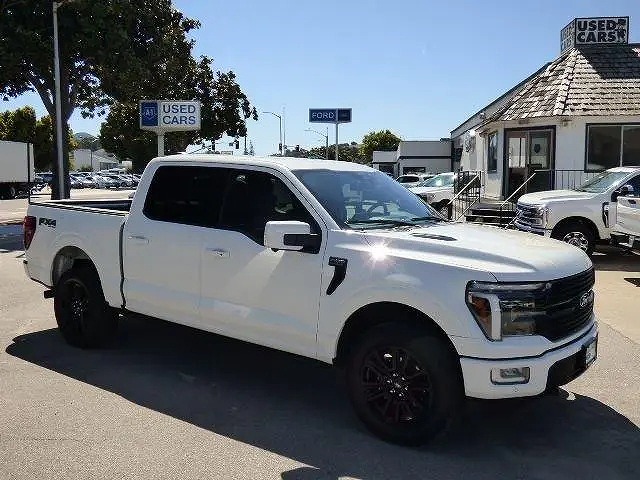 2025 フォード F-150 プラチナム