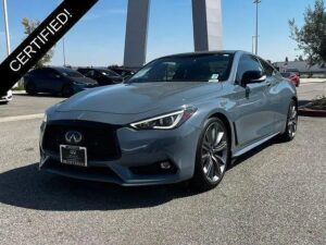 2021 インフィニティ Q60 Red Sport 400