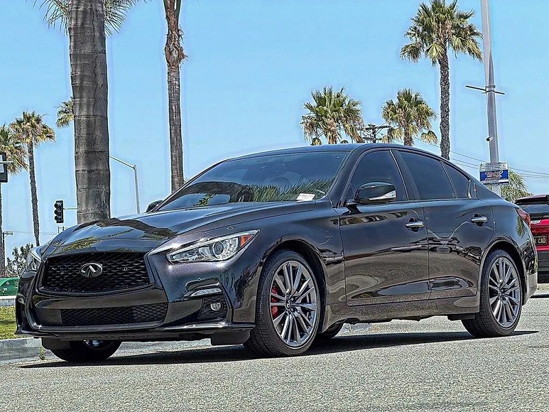 2023 インフィニティ Q50 3.0t RED SPORT 400