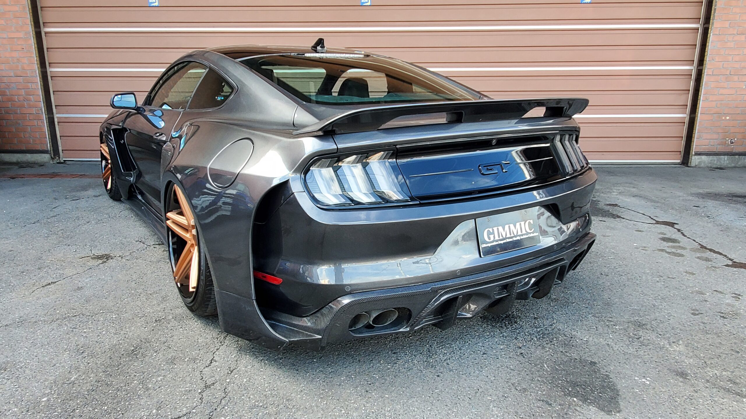 FORD MUSTANG GT                     GT500STYLE×WIDEBODY×AIR RIDE