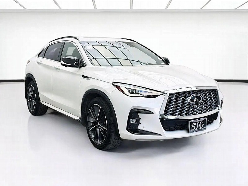2023 インフィニティ QX55 ESSENTIAL