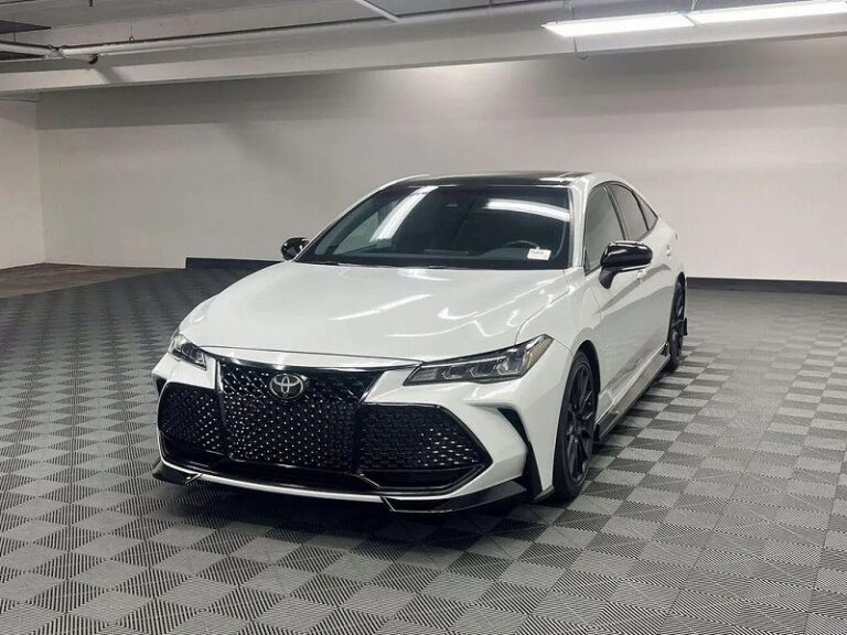 2021 トヨタ アバロン TRD