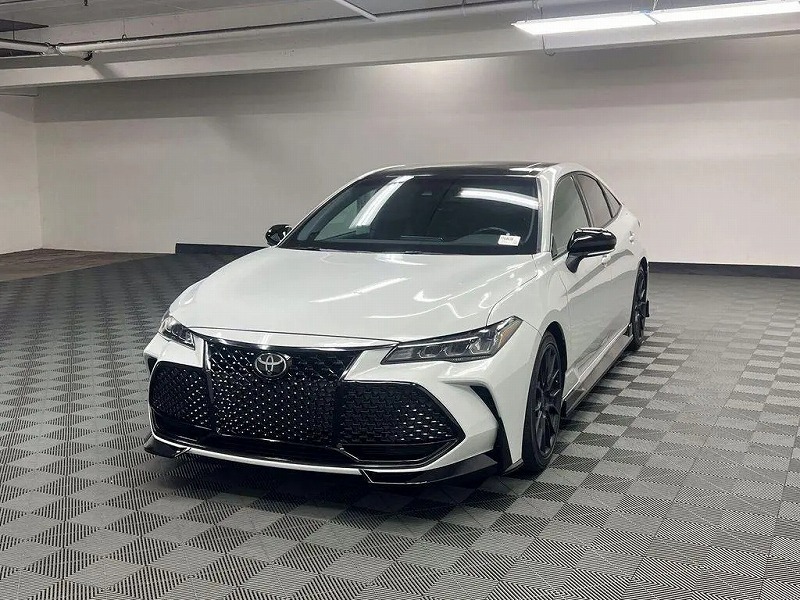2021 トヨタ アバロン TRD