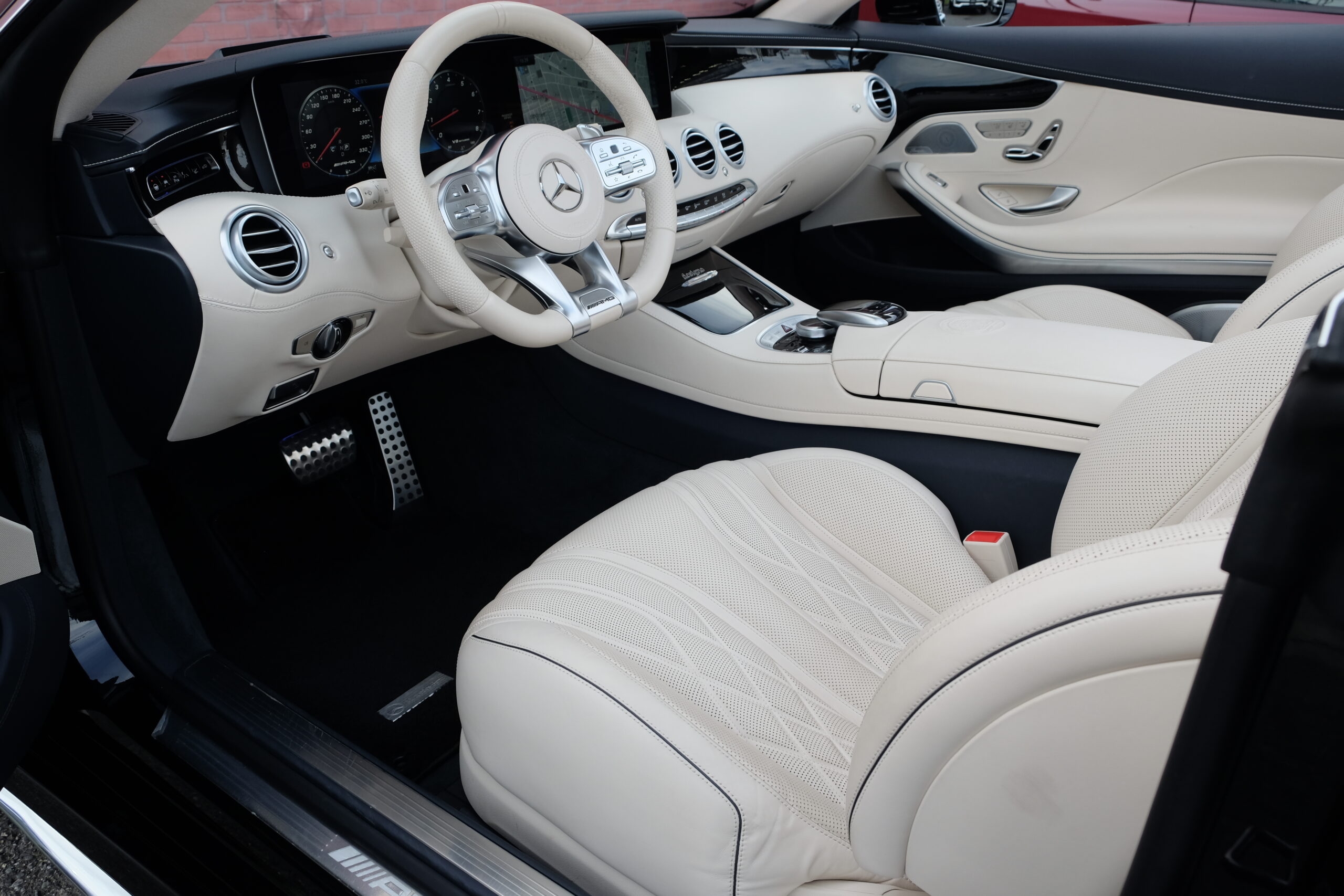 メルセデスAMG S63 4MATIC+カブリオレ