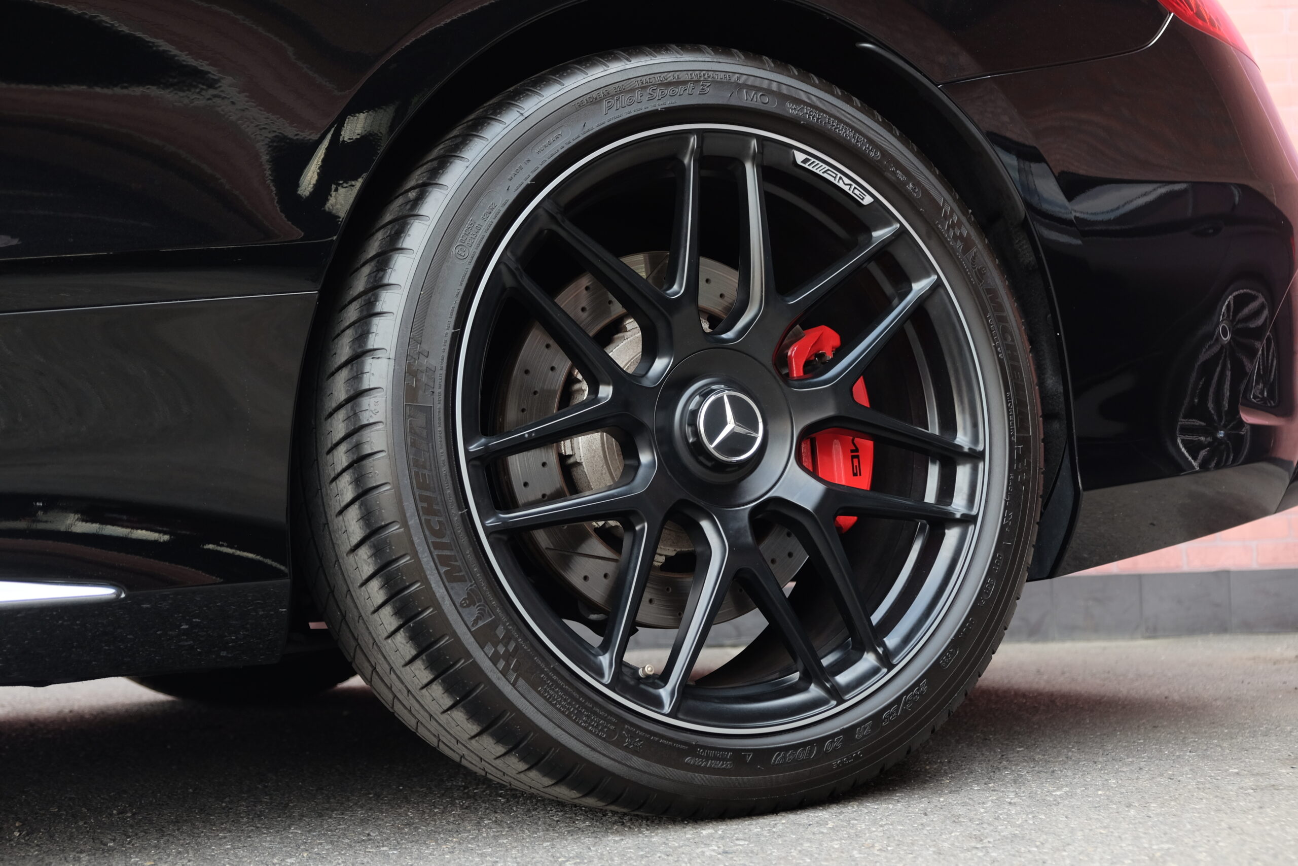 メルセデスAMG S63 4MATIC+カブリオレ