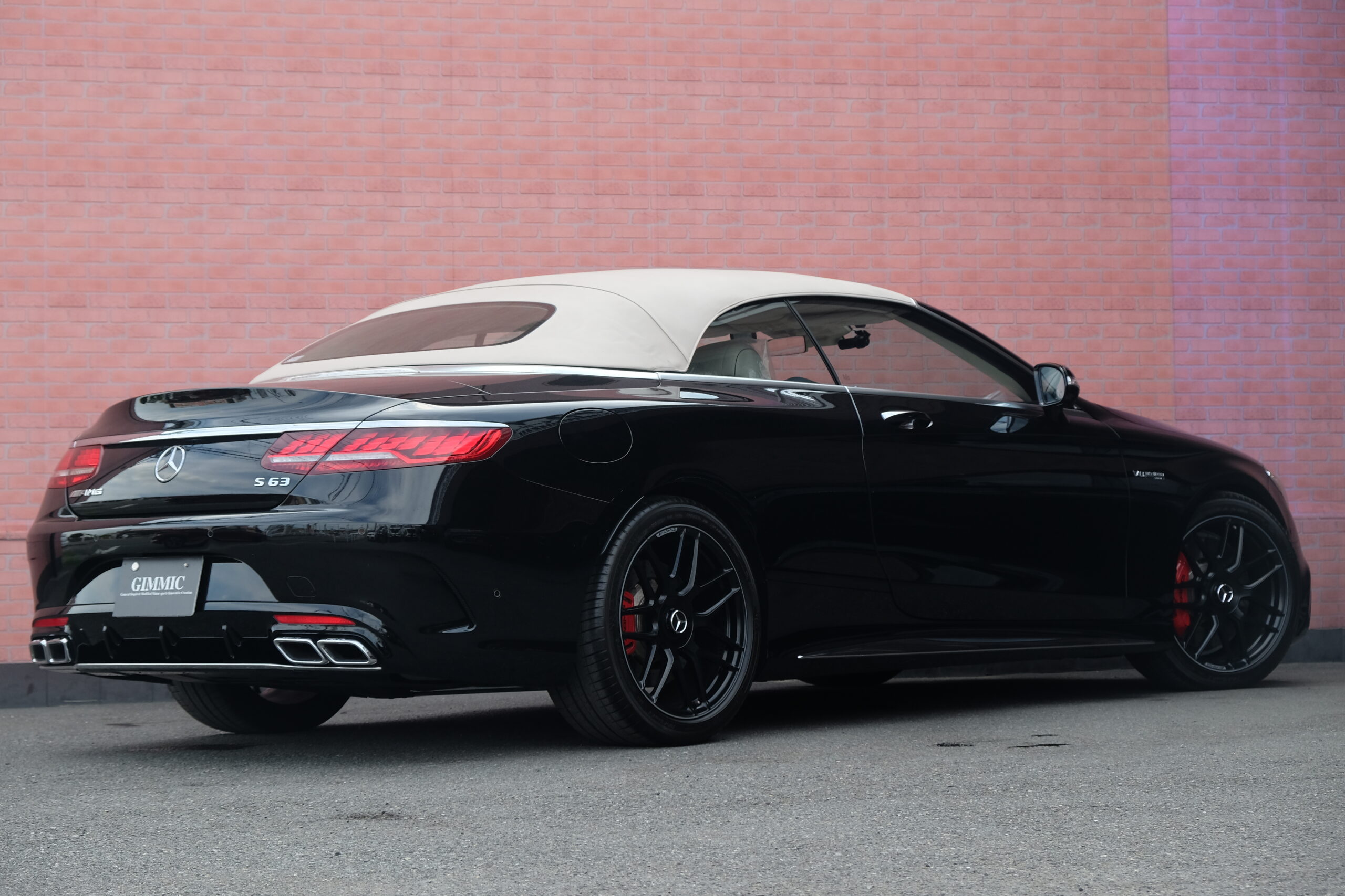 メルセデスAMG S63 4MATIC+カブリオレ