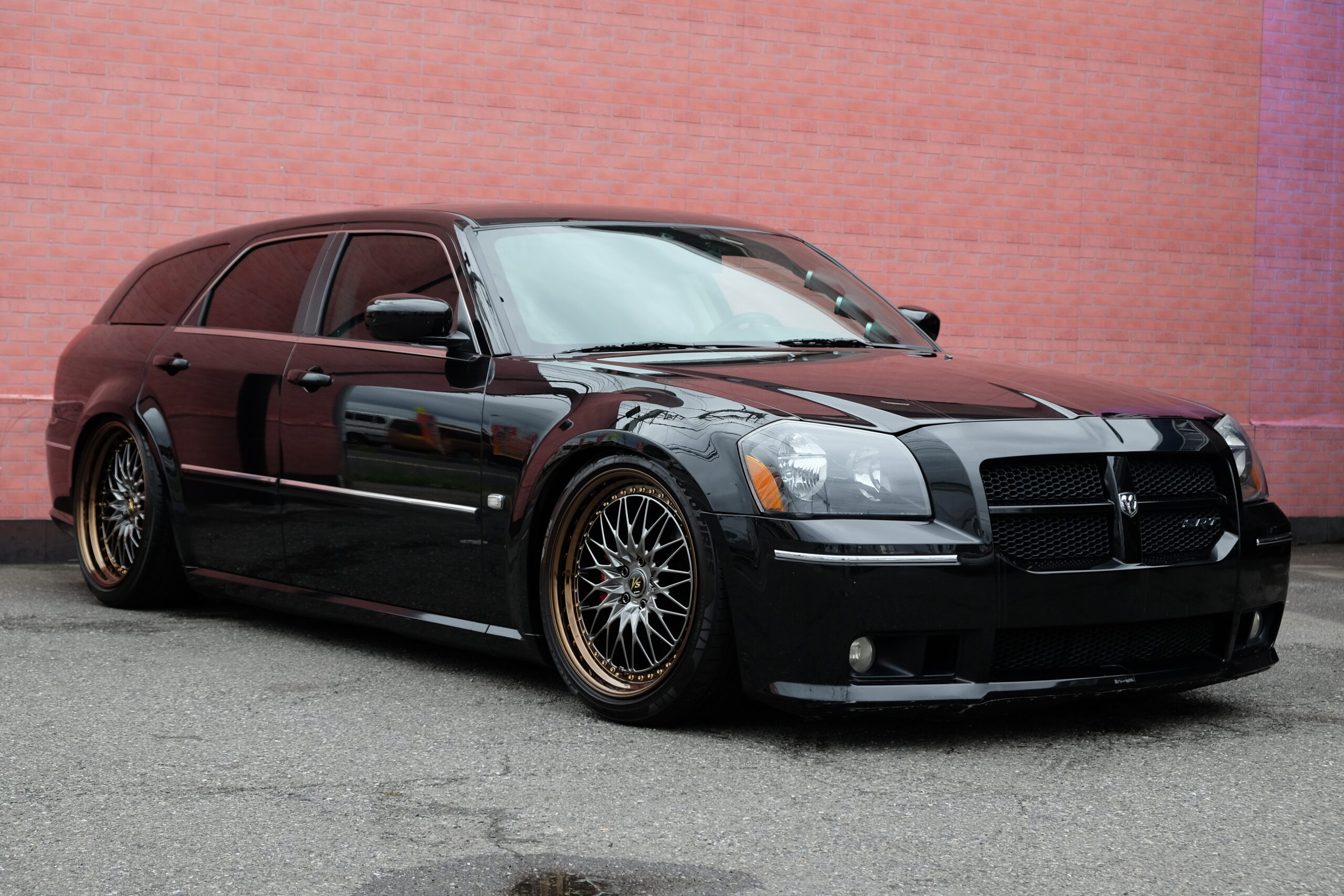 ダッジ マグナム SRT-8 新車並行