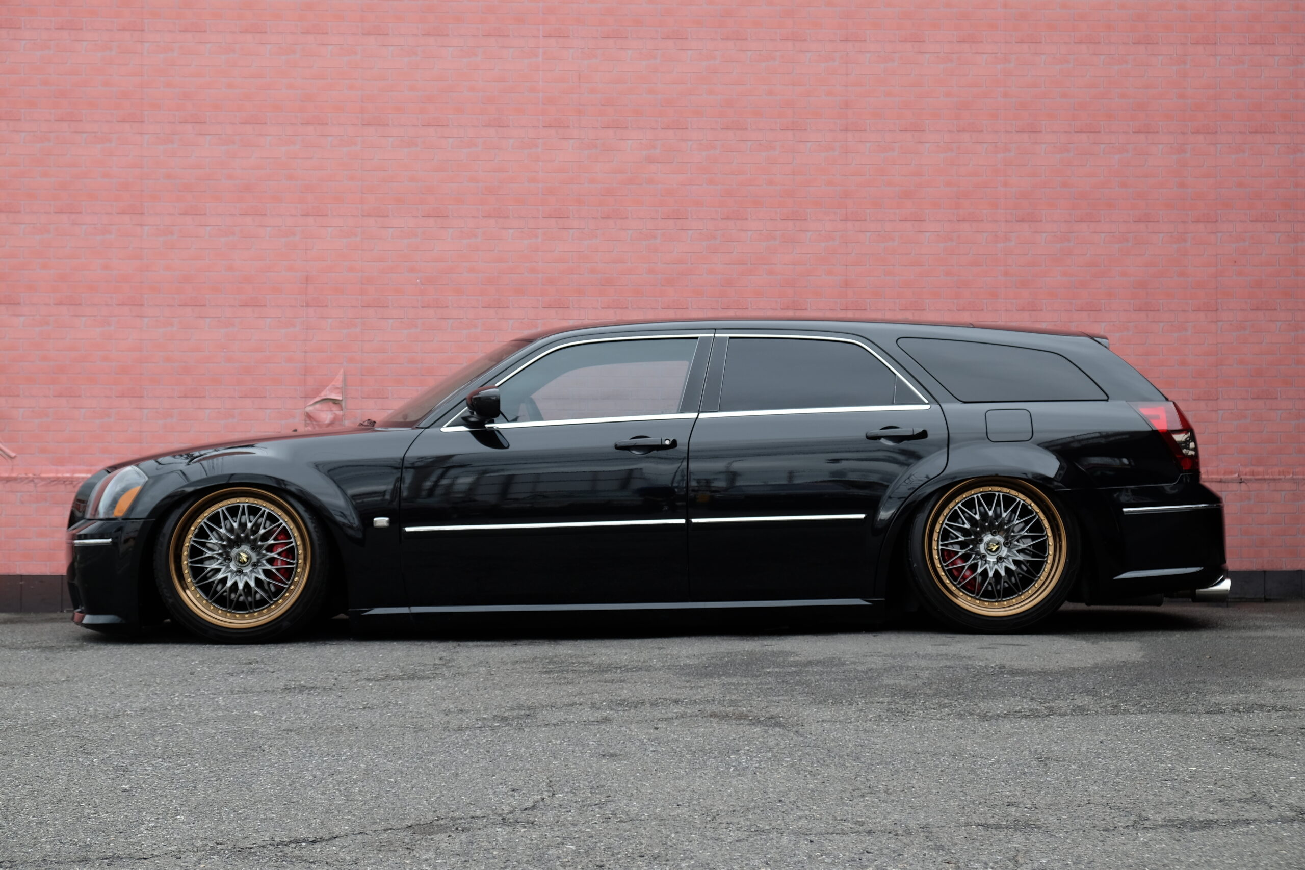 ダッジ マグナム SRT-8 新車並行