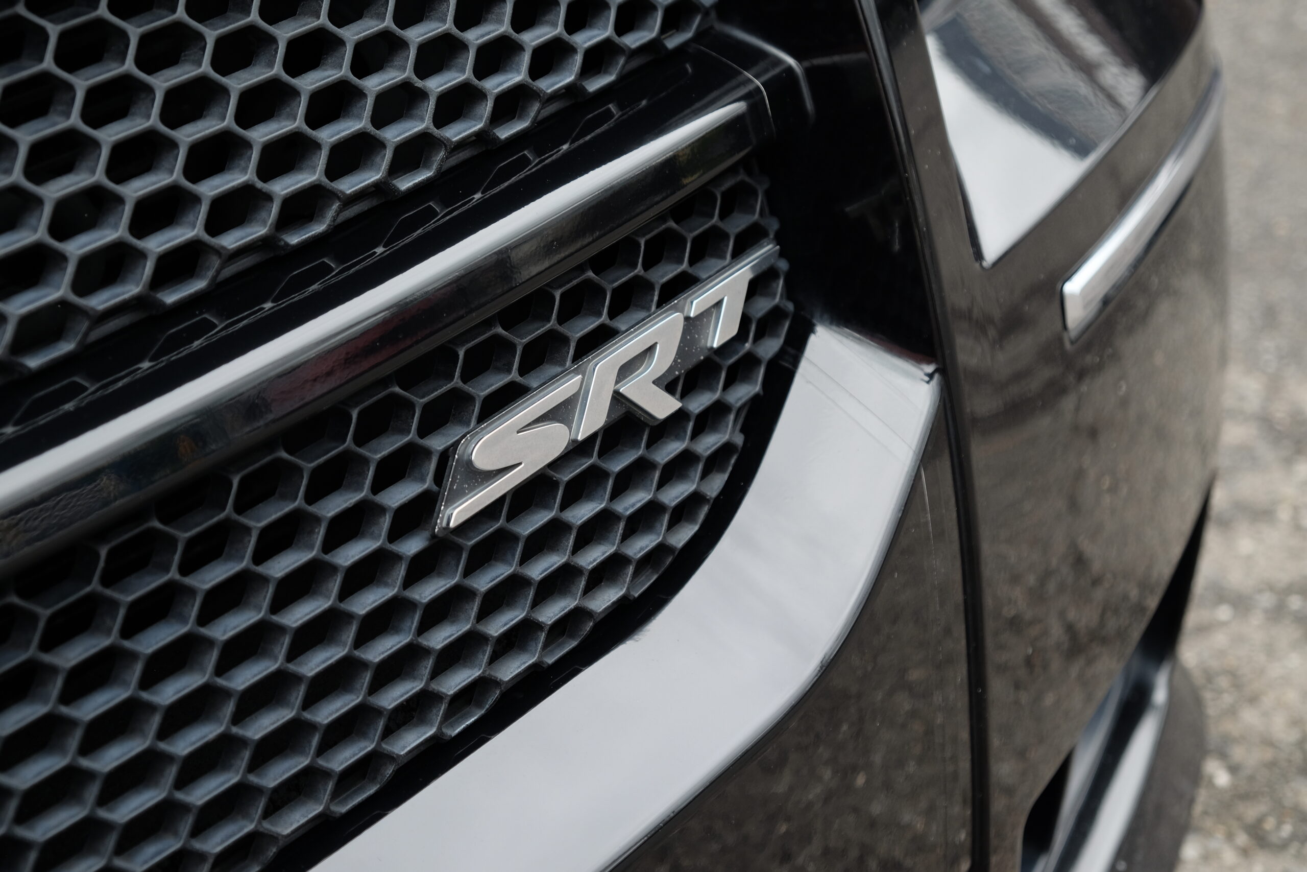 ダッジ マグナム SRT-8 新車並行