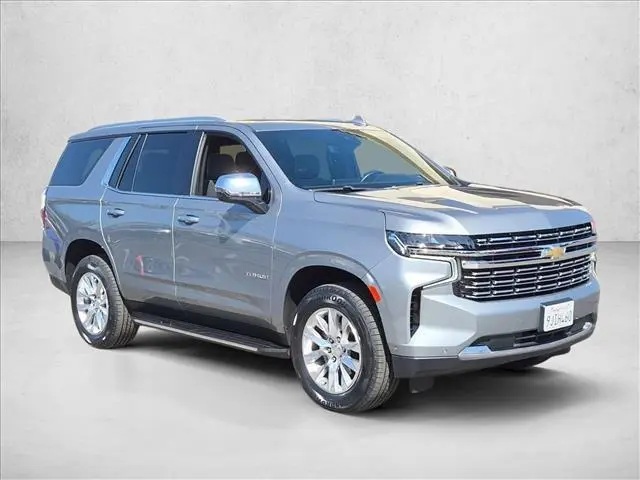 2023 シボレー タホ
